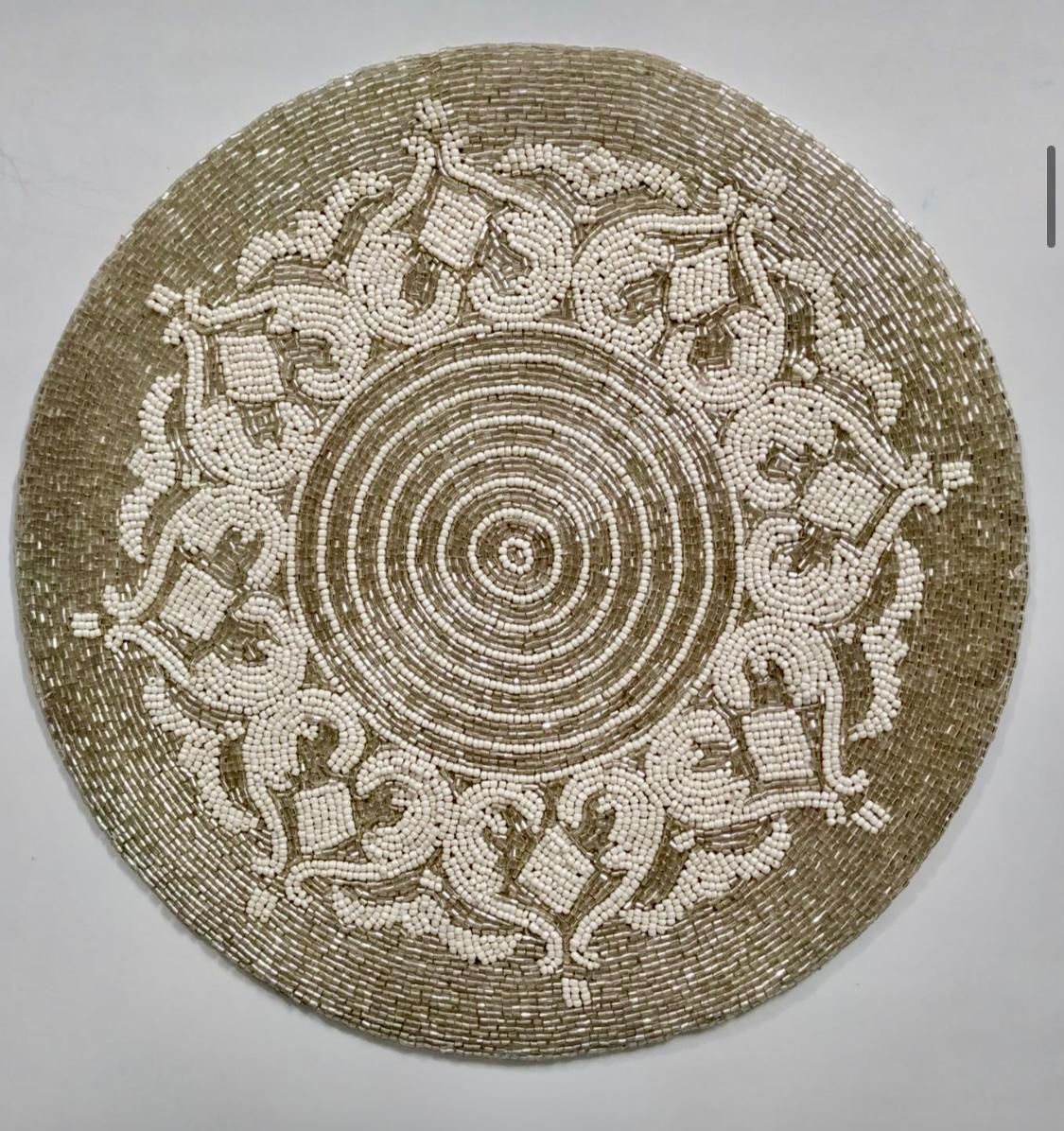 SilverElegant Woven Round Table Mat with Decorative Trim