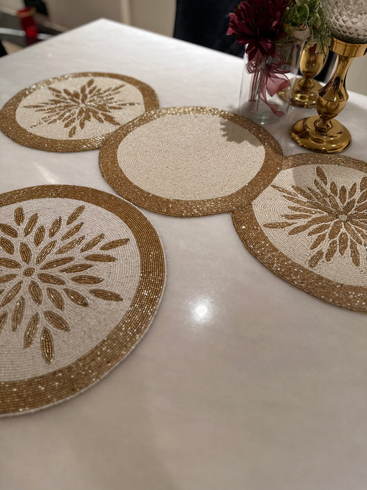 White & Gold Table Runner - Elegant Decorative Table Runner