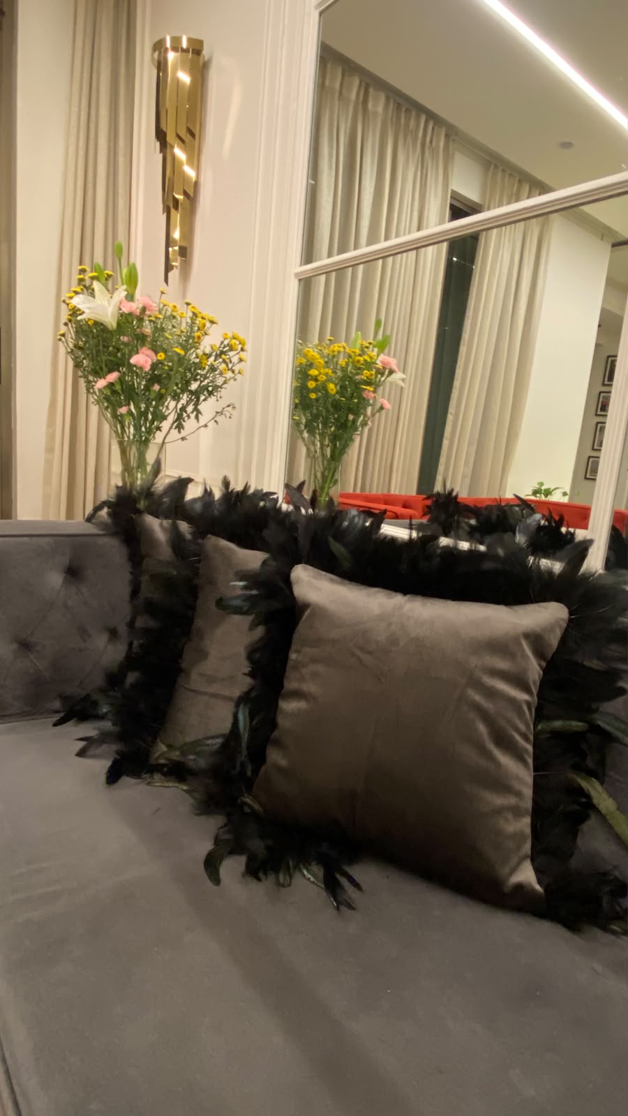 The Black Swan Cushion Cover