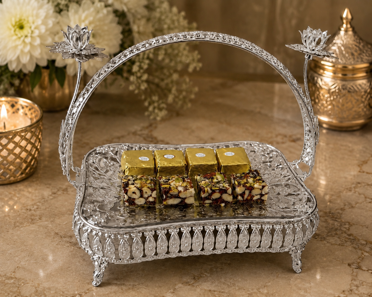 Lotus Arch Serveware
