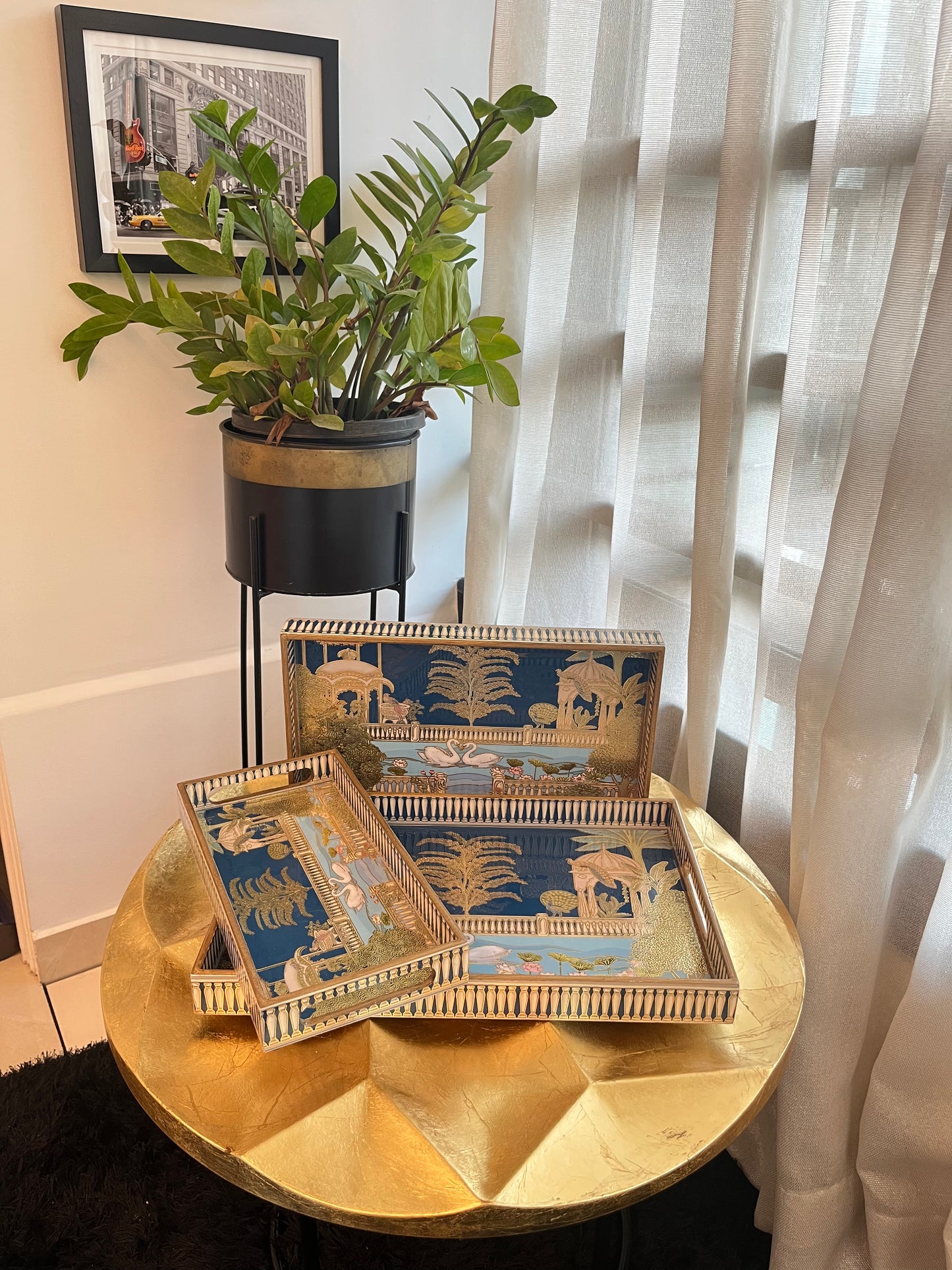 Royal Swan Palace Tray Set of 3