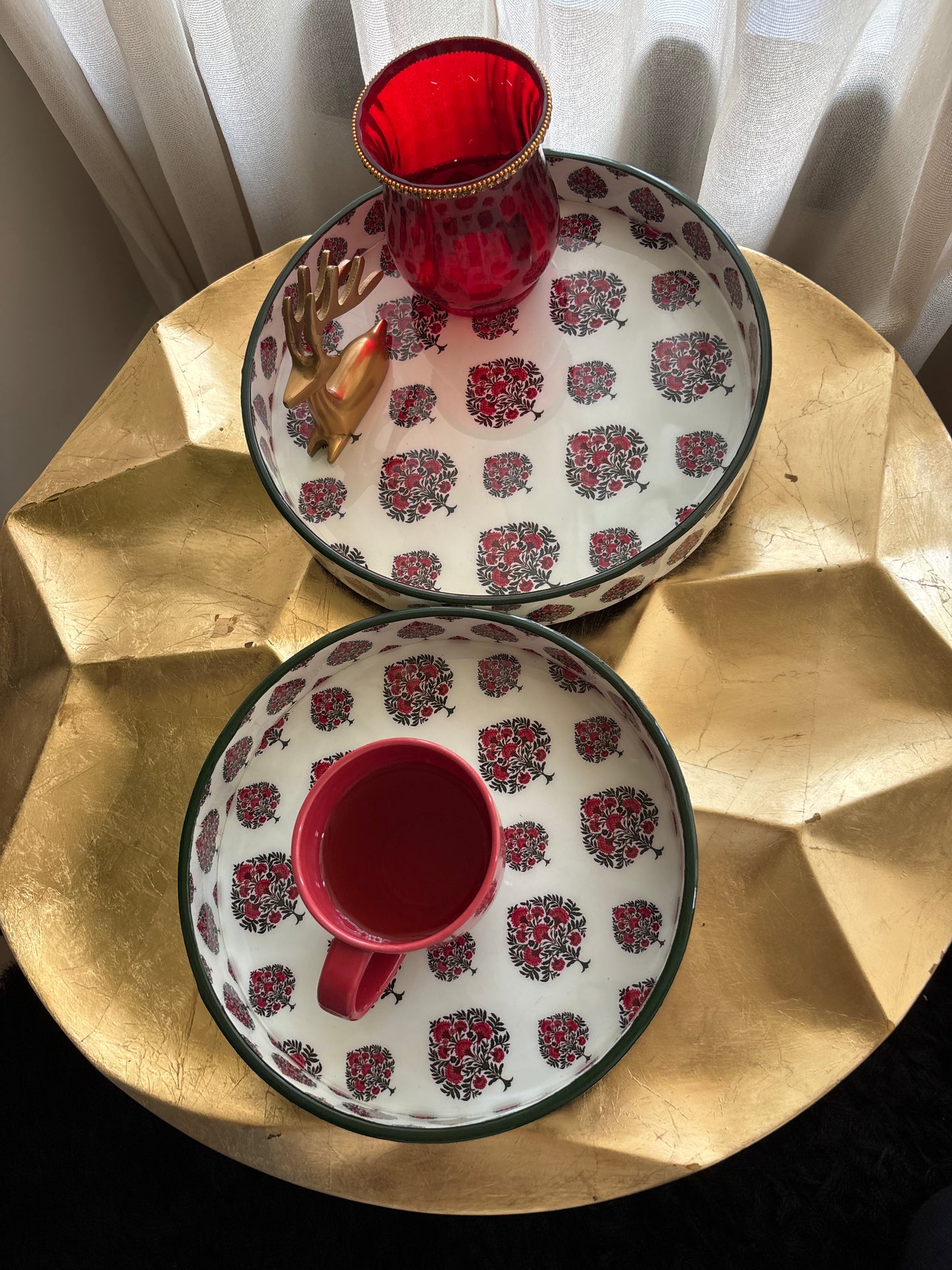 Ruby Bloom Glass Top Wooden Tray Set (Set of 2)