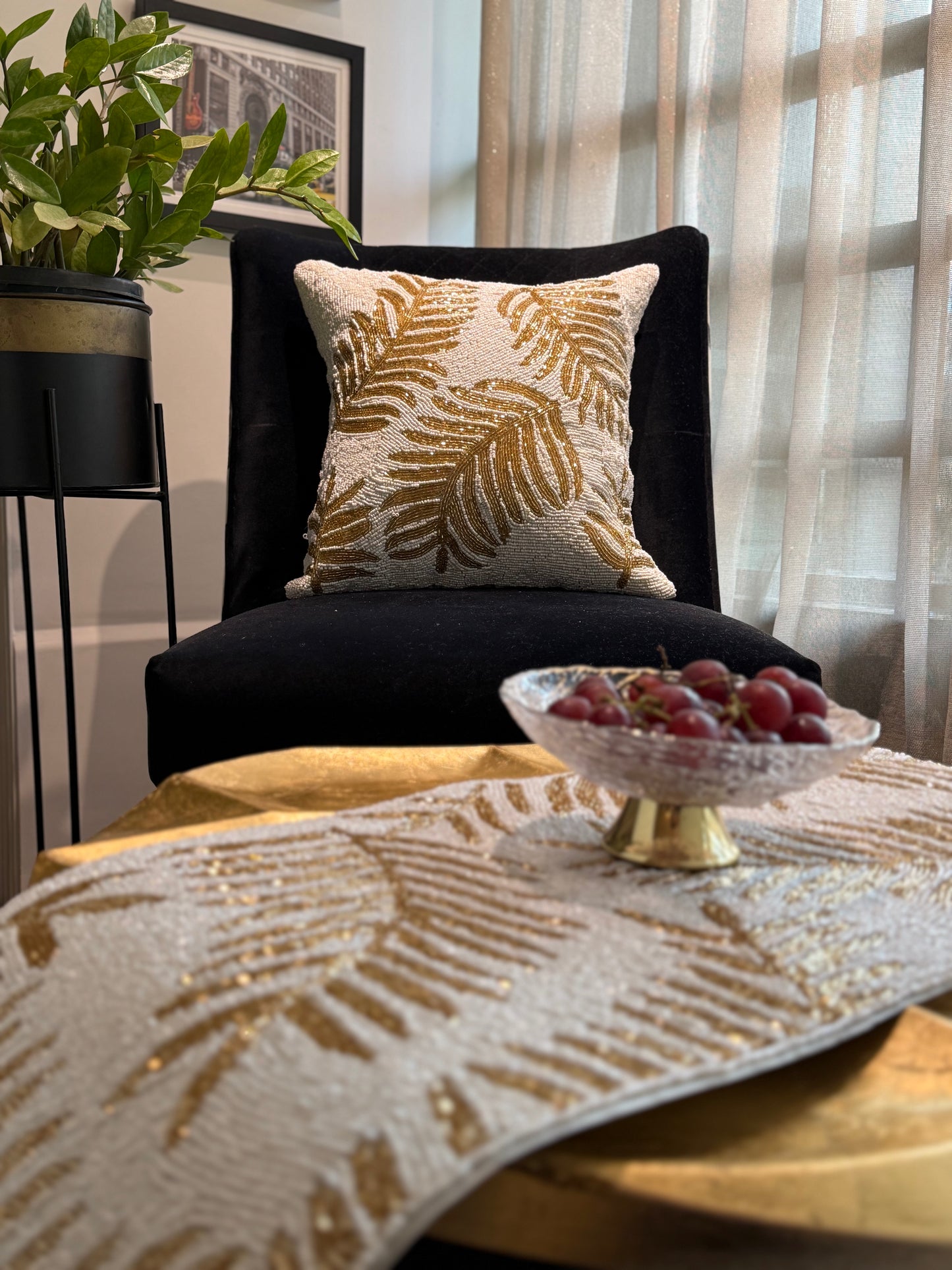 Gold Leaf Cushion Cover - Elegant Metallic Throw Pillow