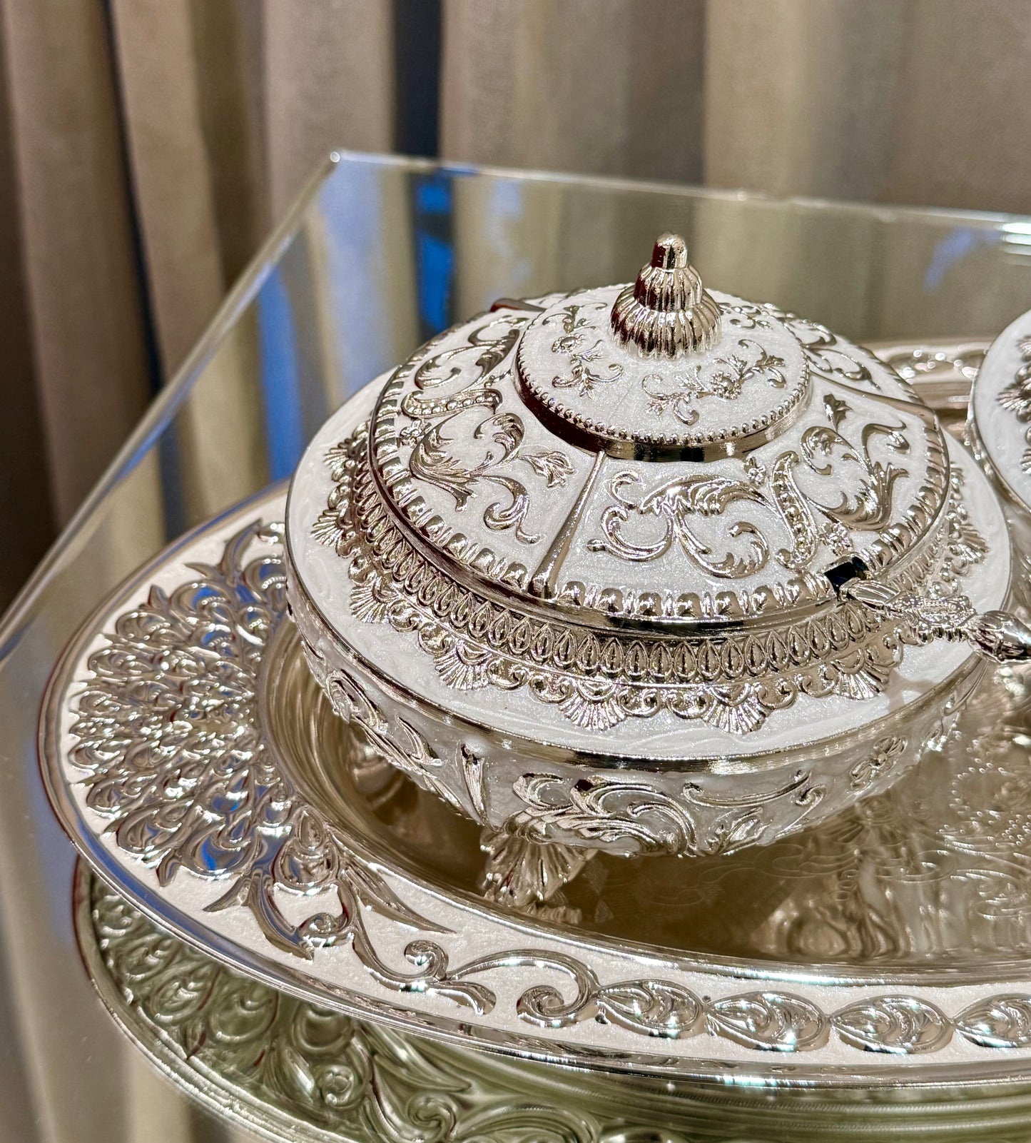 Heritage Mukhwas/Dryfruit Set - White