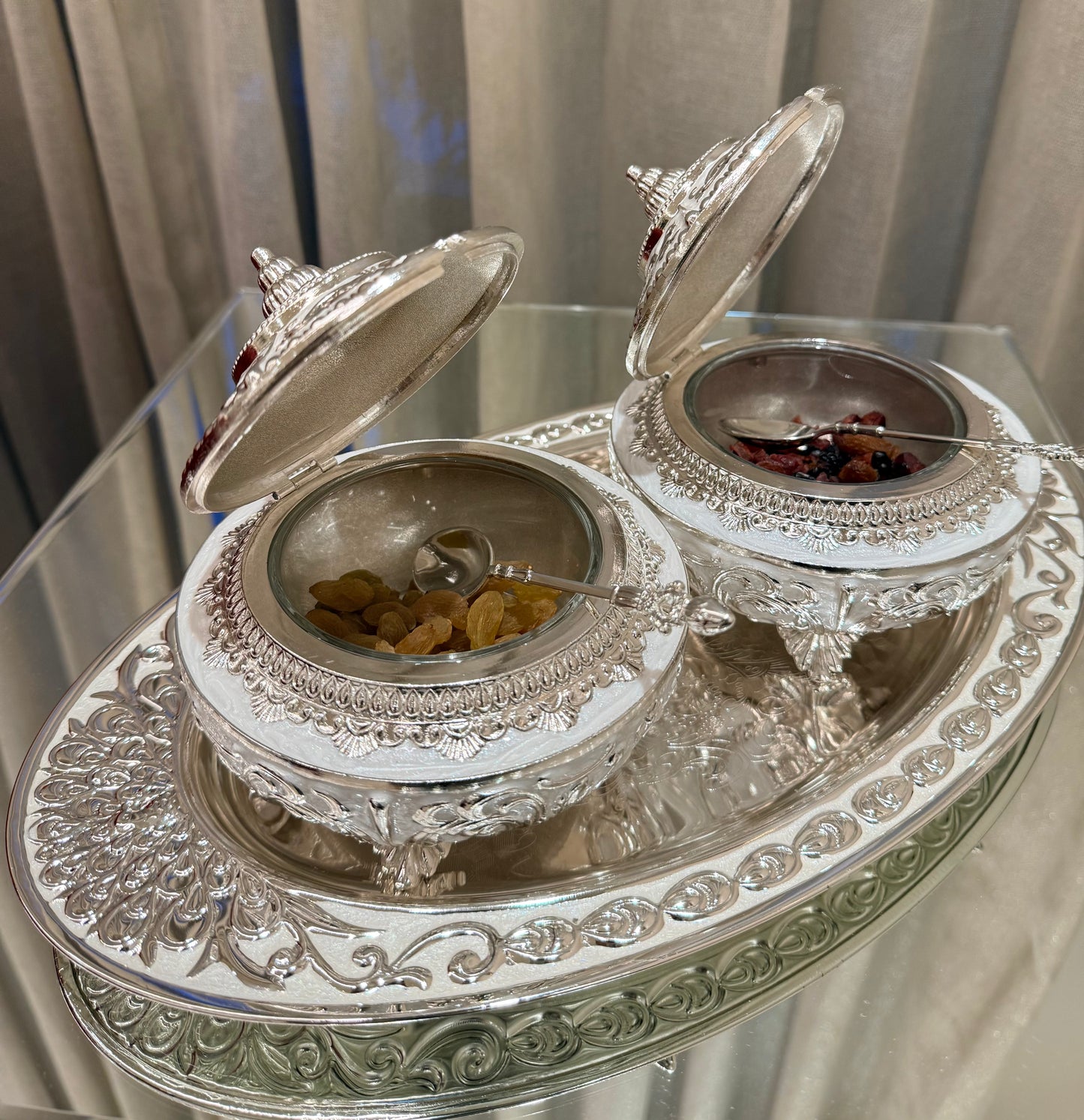 Heritage Mukhwas/Dryfruit Set - White